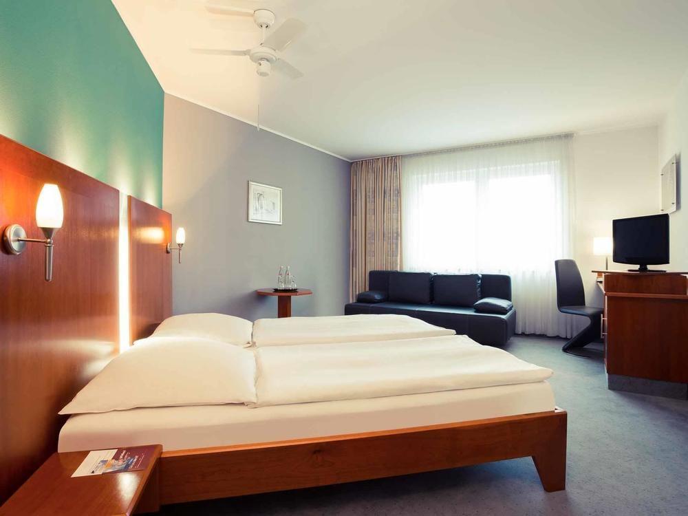 Select Hotel Oberhausen Oberhausen  Zewnętrze zdjęcie